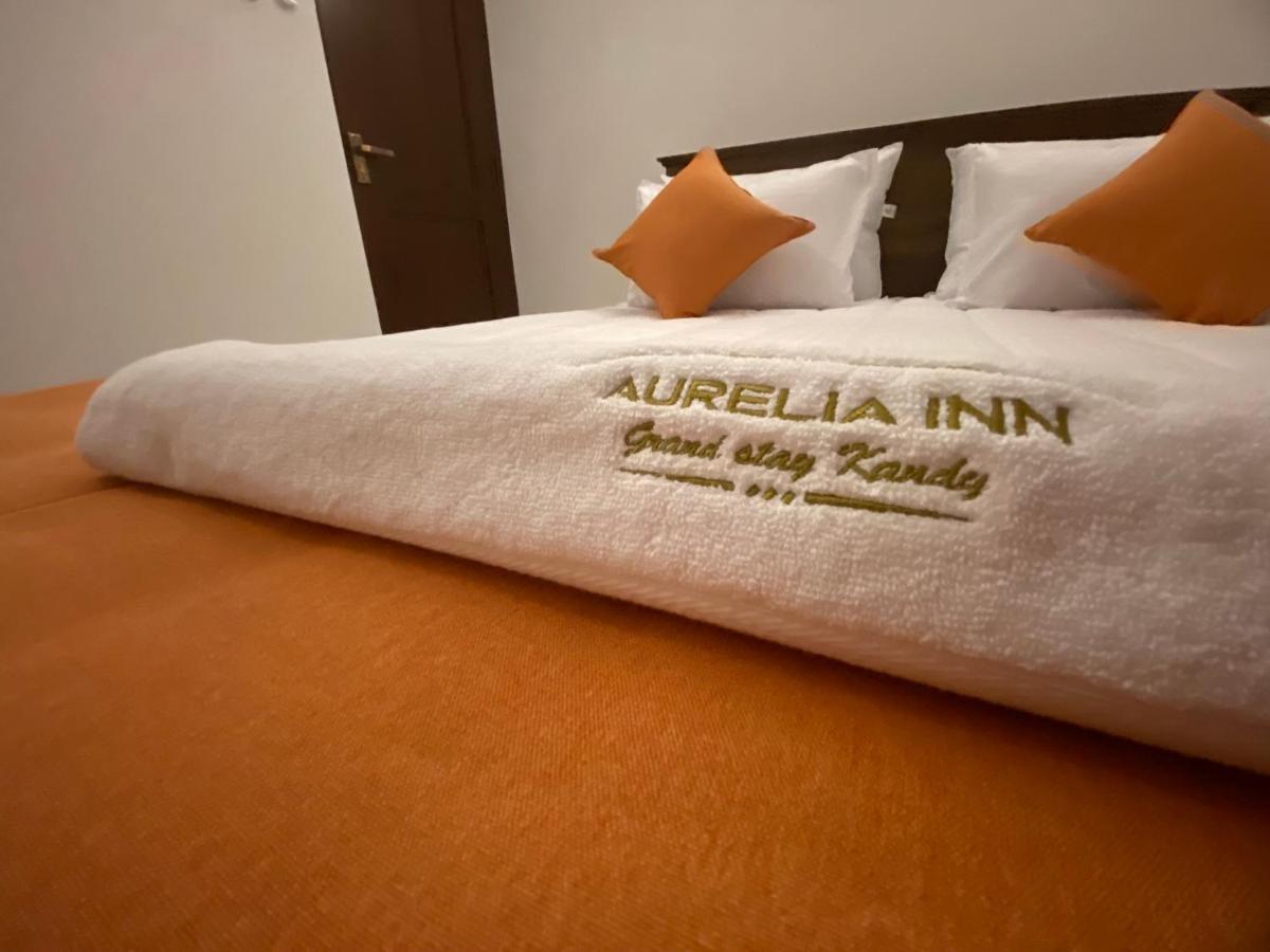 Aurelia Inn Kandy Bagian luar foto