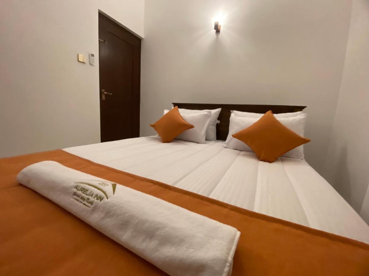 Aurelia Inn Kandy Bagian luar foto