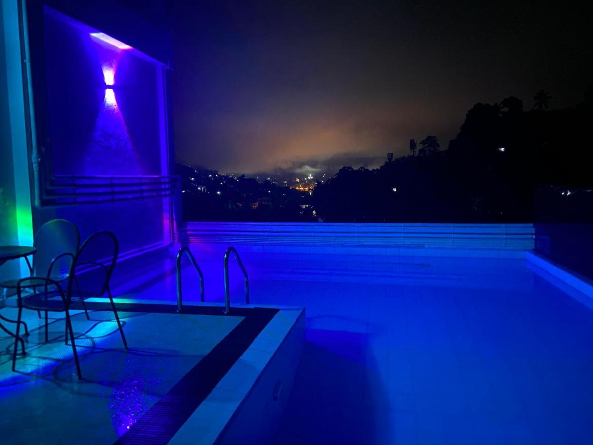 Aurelia Inn Kandy Bagian luar foto