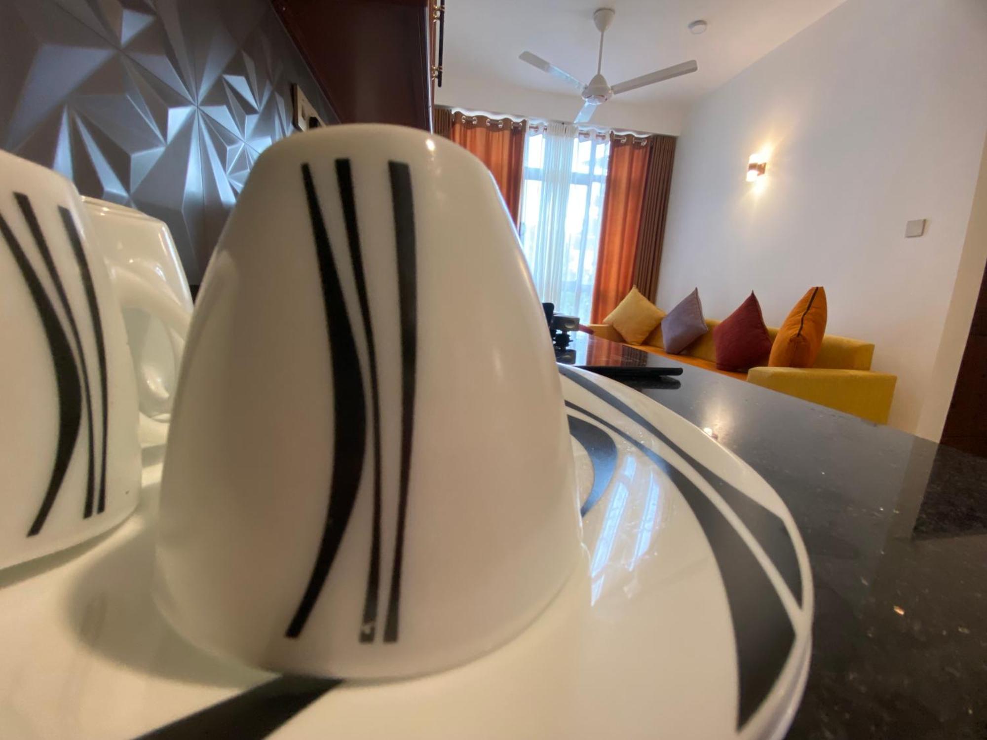 Aurelia Inn Kandy Bagian luar foto