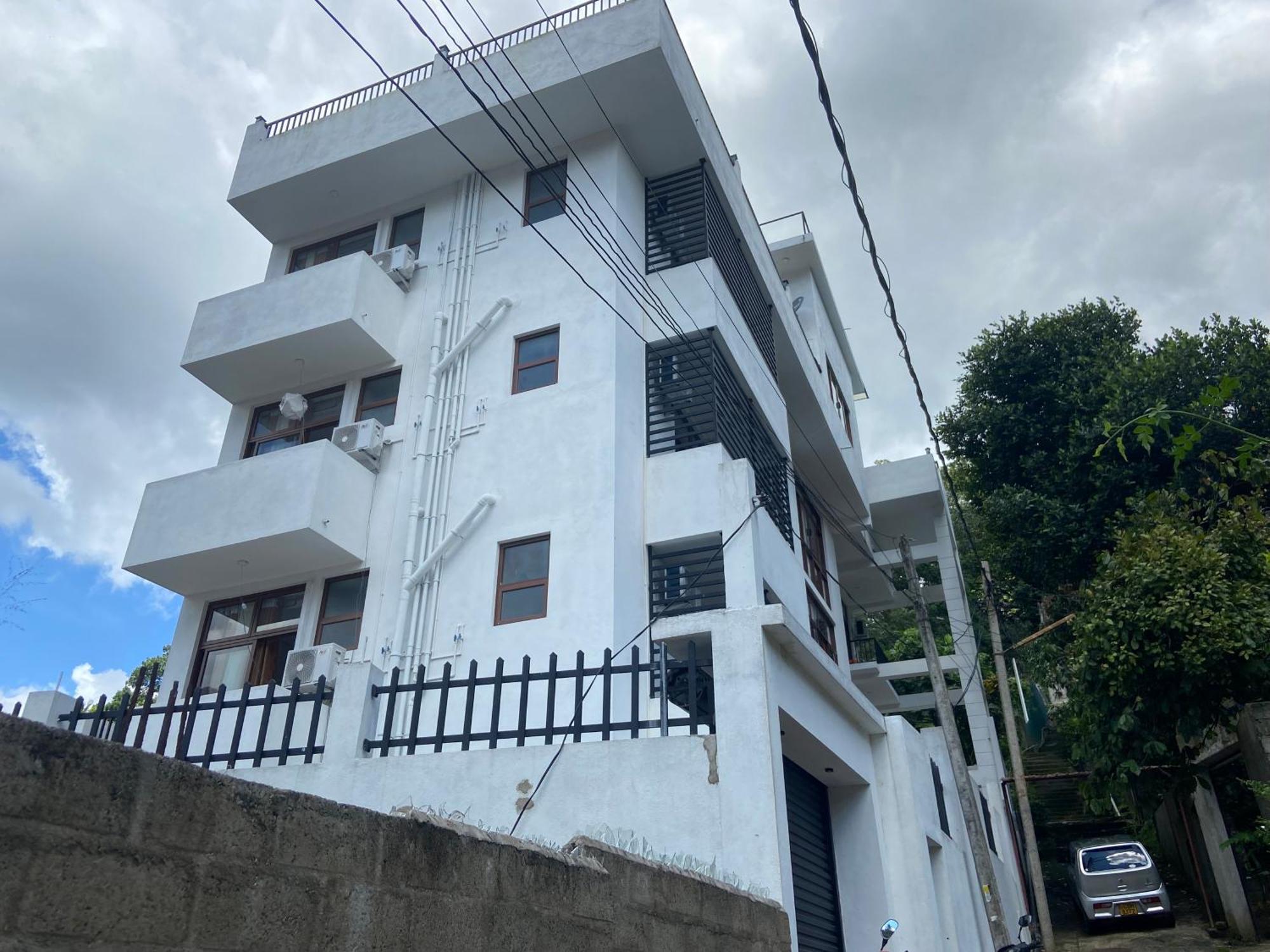 Aurelia Inn Kandy Bagian luar foto
